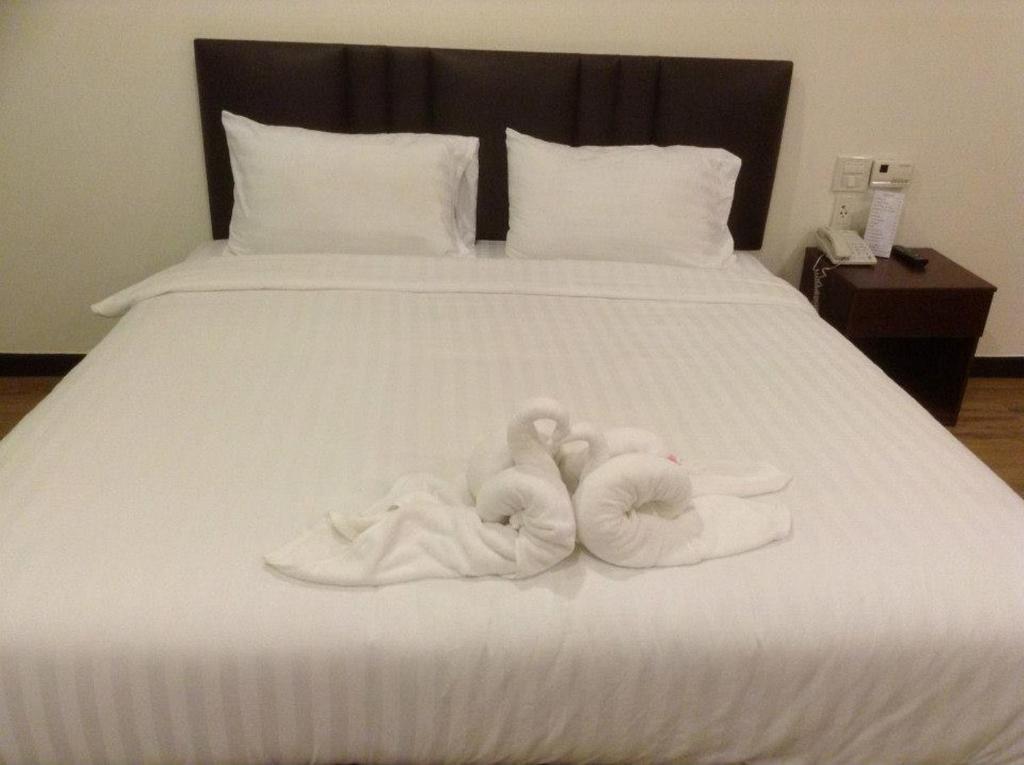 Hotel Kan Kanchanaburi Quarto foto